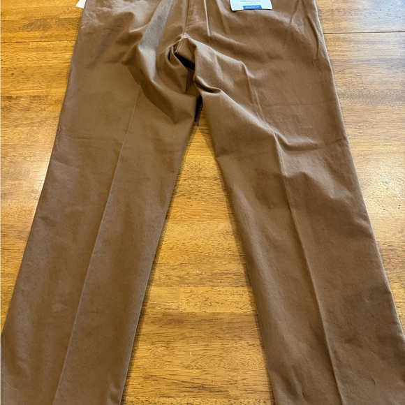 Izod Saltwater Stretch Chino 4 Pocket Pants Men's Brown 34 x 30 NEW With Tags - Picture 7 of 8
